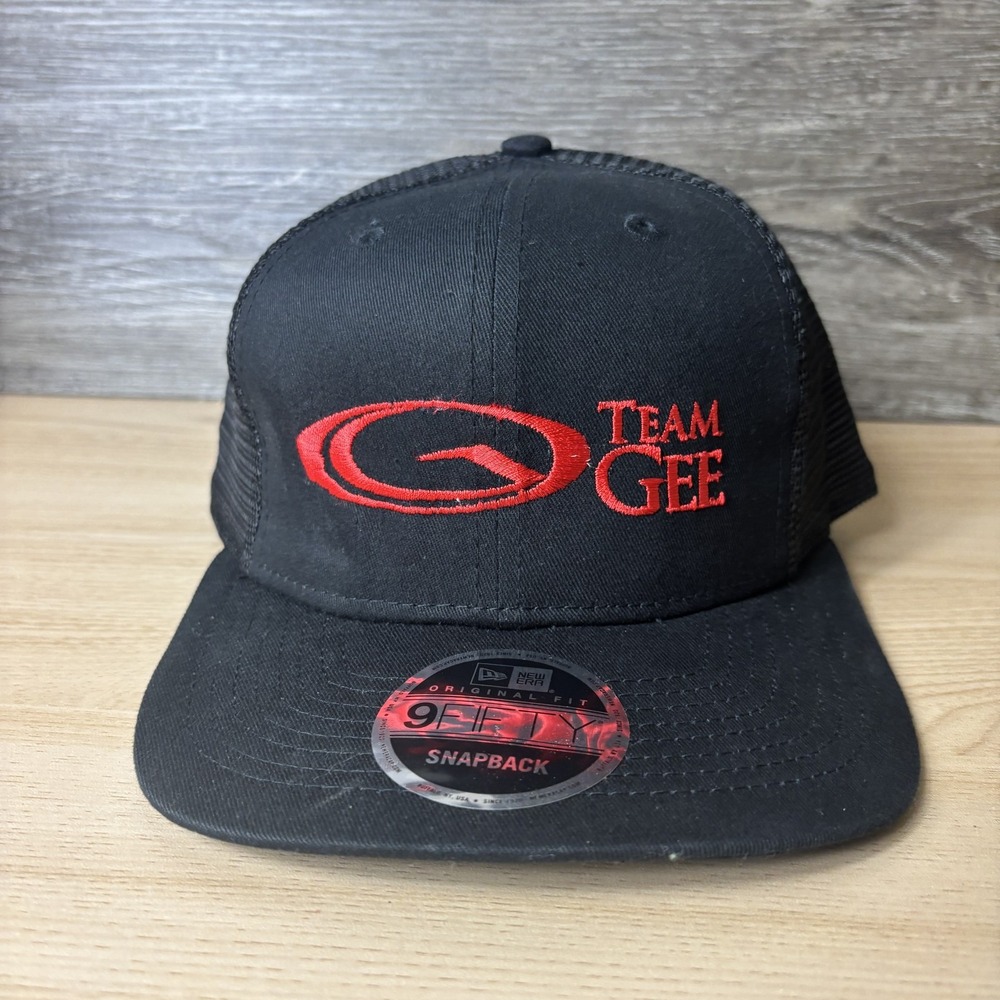 Team Gee Hat Cap Snap Back Mesh Trucker Embroidered New Era 9FIFTY Mens